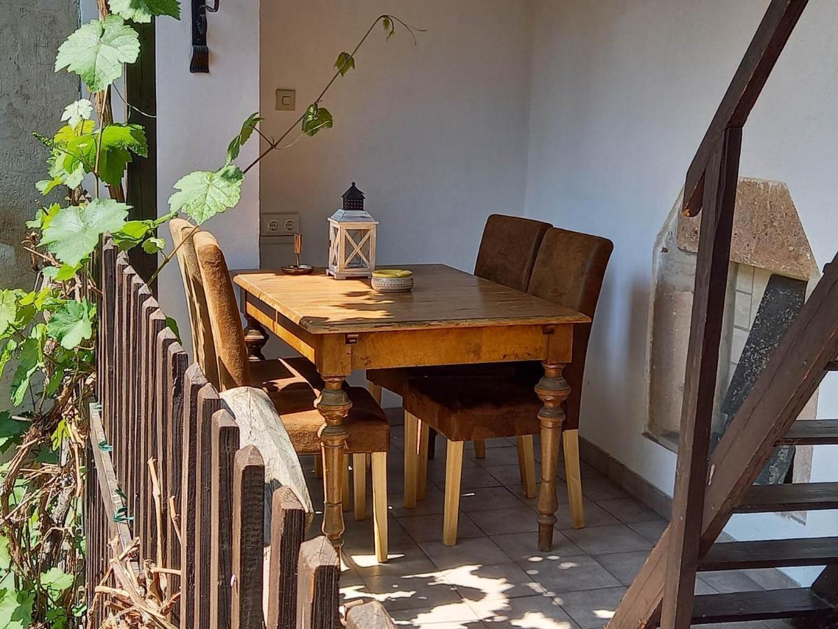 كريمس ان دير دوناو Gaestehaus Auf Der Kunstmeile المظهر الخارجي الصورة